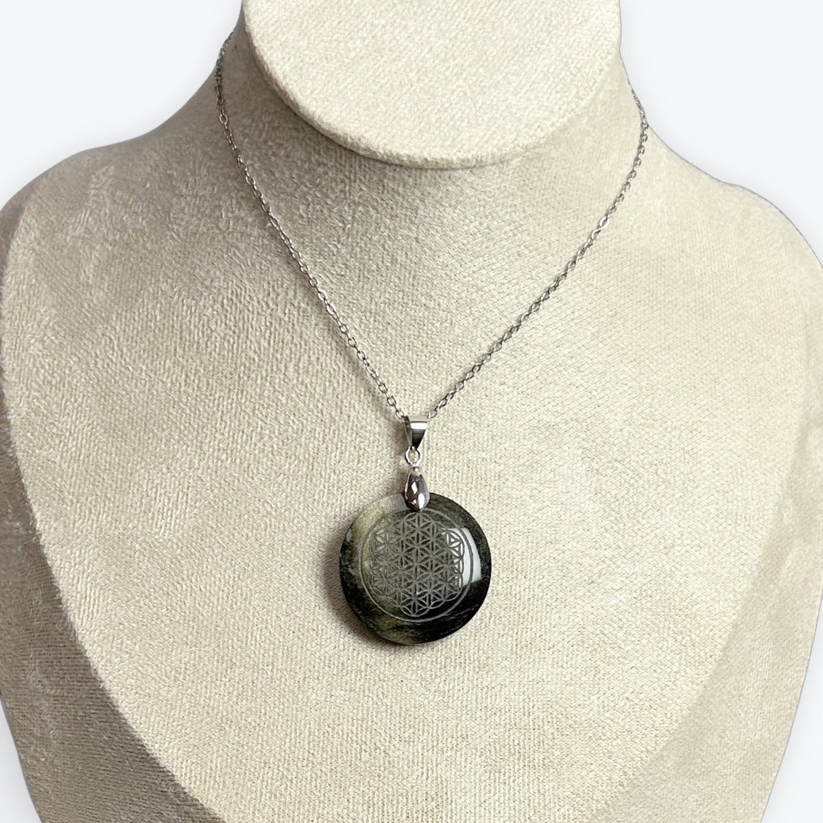 Pendentif Rond Obsidienne gravée