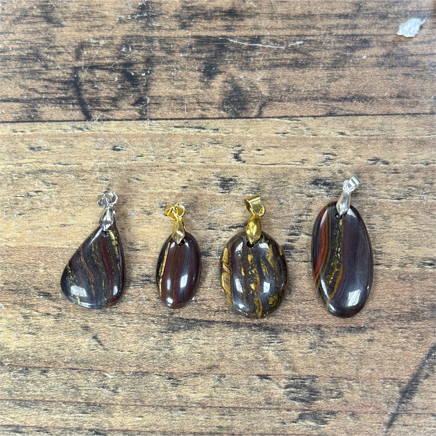 Oeil de fer - Pendentifs naturelle