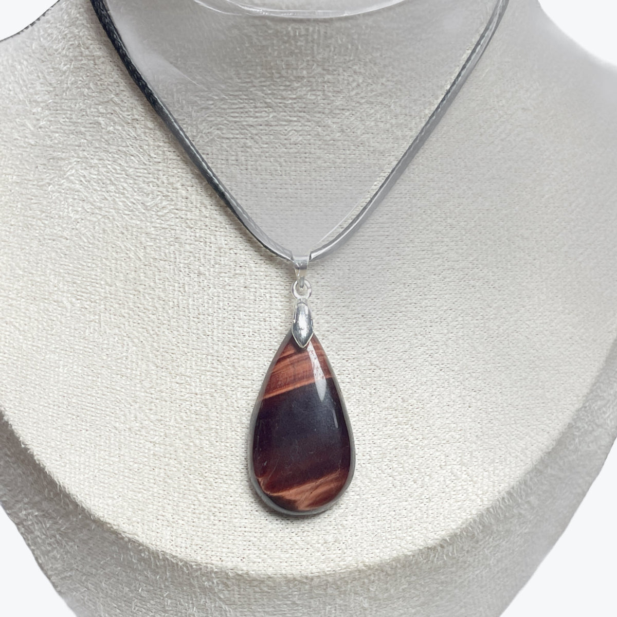Pendentif Oeil de taureau goutte 3,1x1,7cm