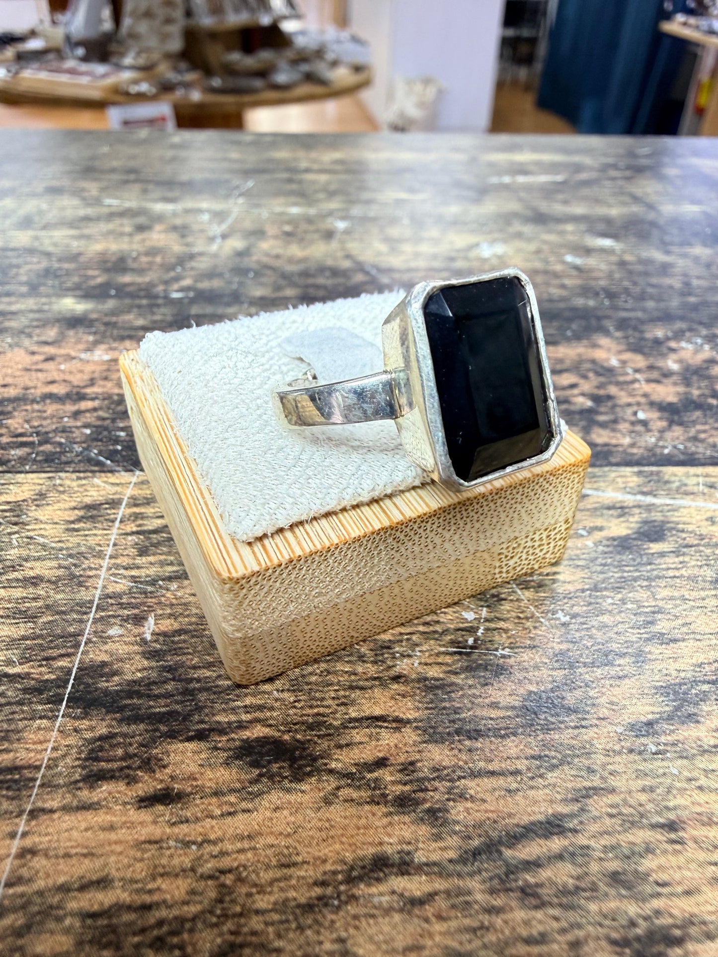 Bague Onyx rectangulaire -taille ajustable