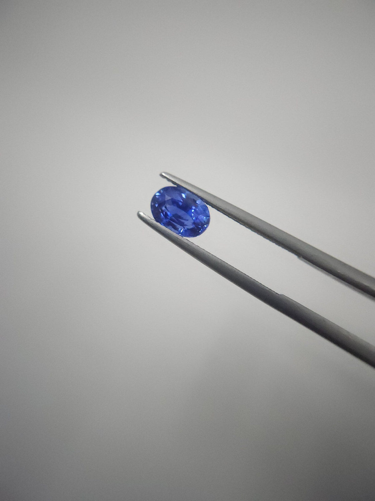 Pièce de collection en Saphir Naturel 2,15 carats – provenance Sri Lanka