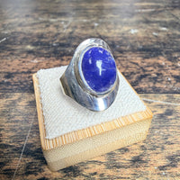 Chevalière avec une belle Tanzanite en cabochon