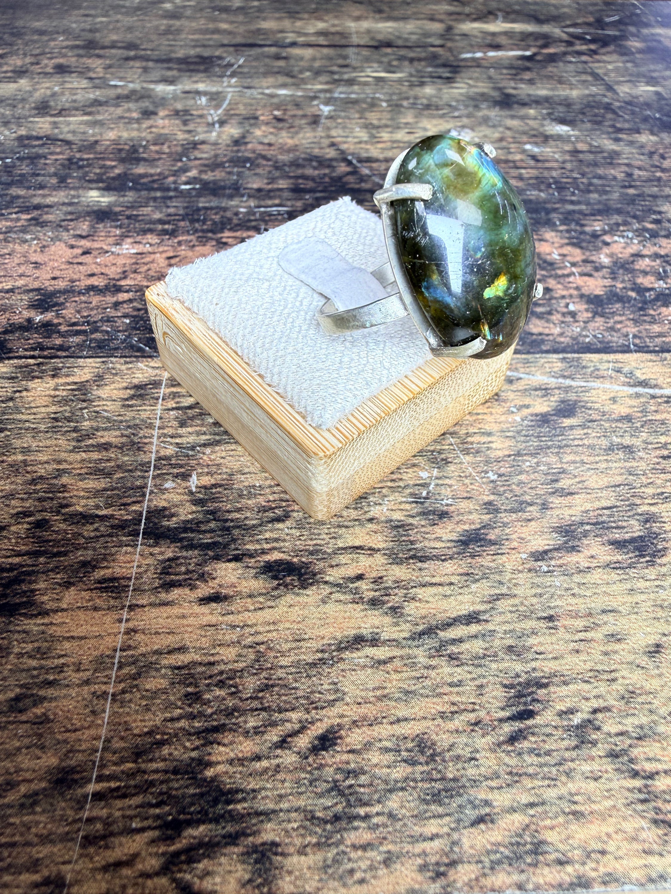 Bague Labradorite ovale -taille ajustable