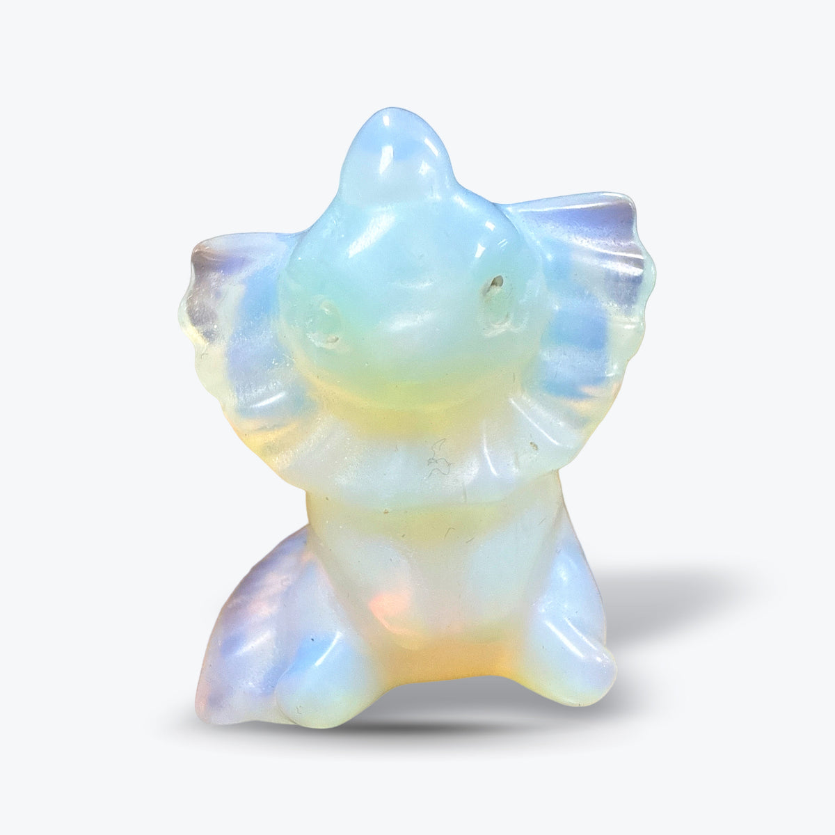 Figurine Éléphant Assis en Opalite Naturelle – trompe levée, blanc laiteux - Pièce unique | 19gr