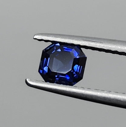 Pièce de collection en Saphir Naturel – 1,14 carats – provenance Sri Lanka
