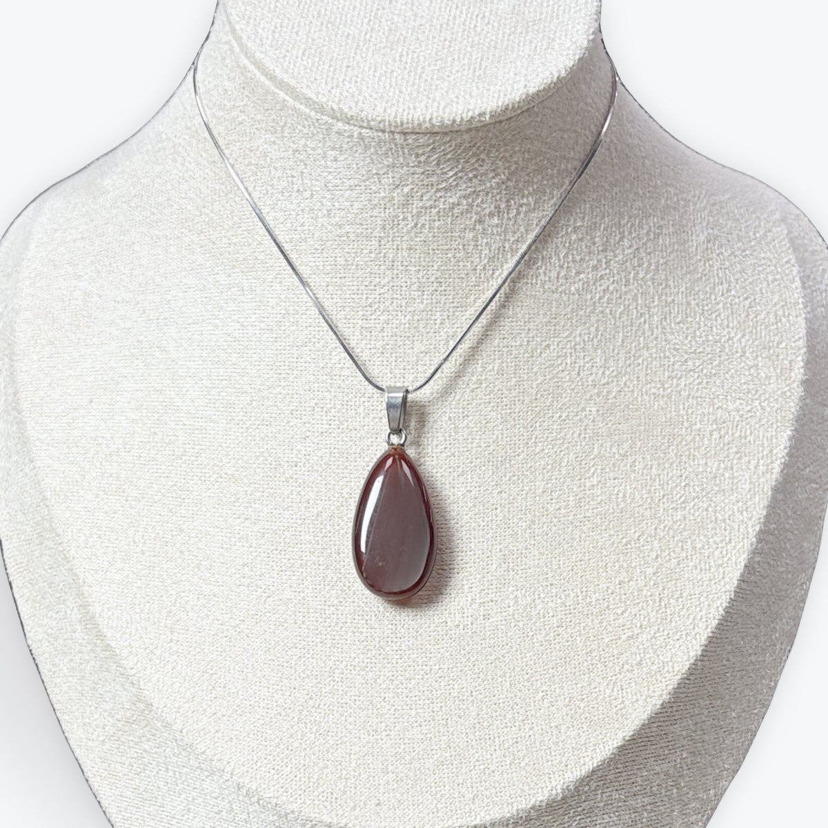 Pendentif goutte ovale en Cornaline du brésil