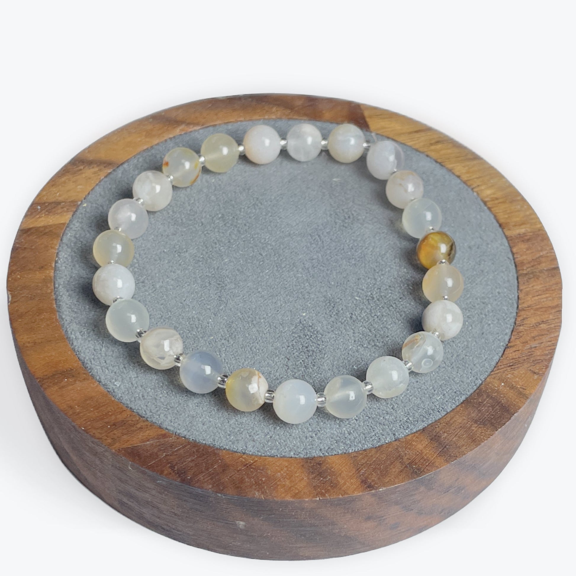 Bracelet Agate perles 6 mm avec décors argentée