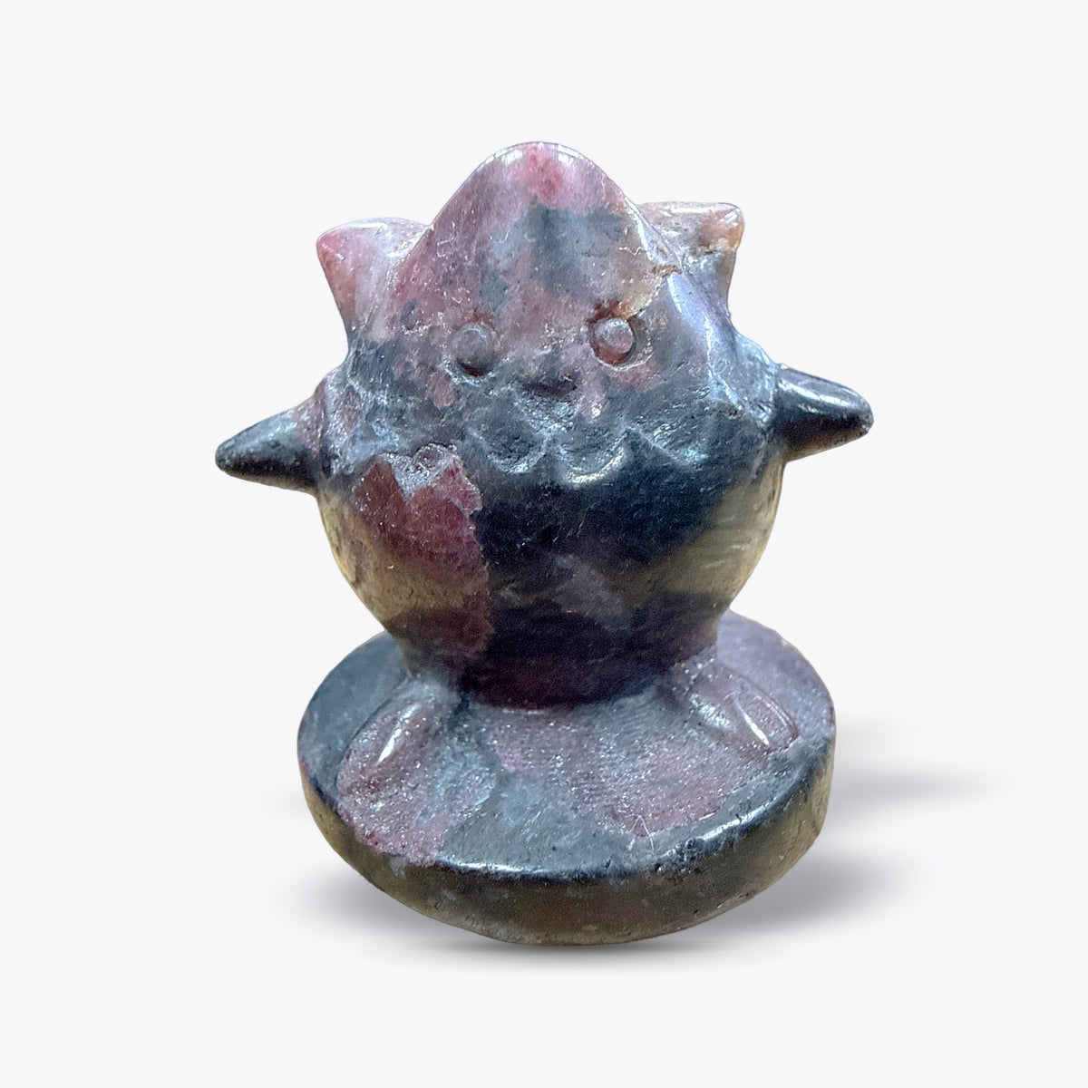 Figurine Oiseau Pokémon en Grenat Naturel sur Socle Rond - Pièce unique | 50gr - 3x3cm