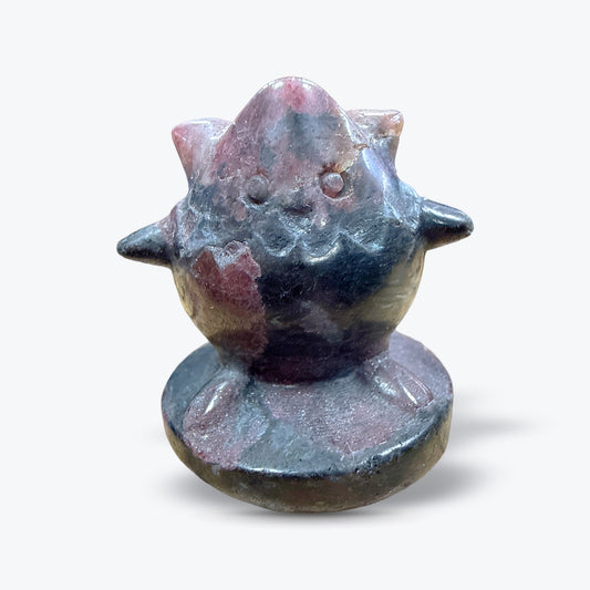 Figurine Oiseau Pokémon en Grenat Naturel sur Socle Rond - Pièce unique | 50gr - 3x3cm