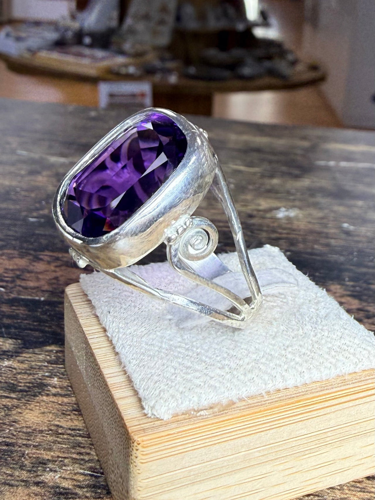 Bague homme Améthyste vue alternative