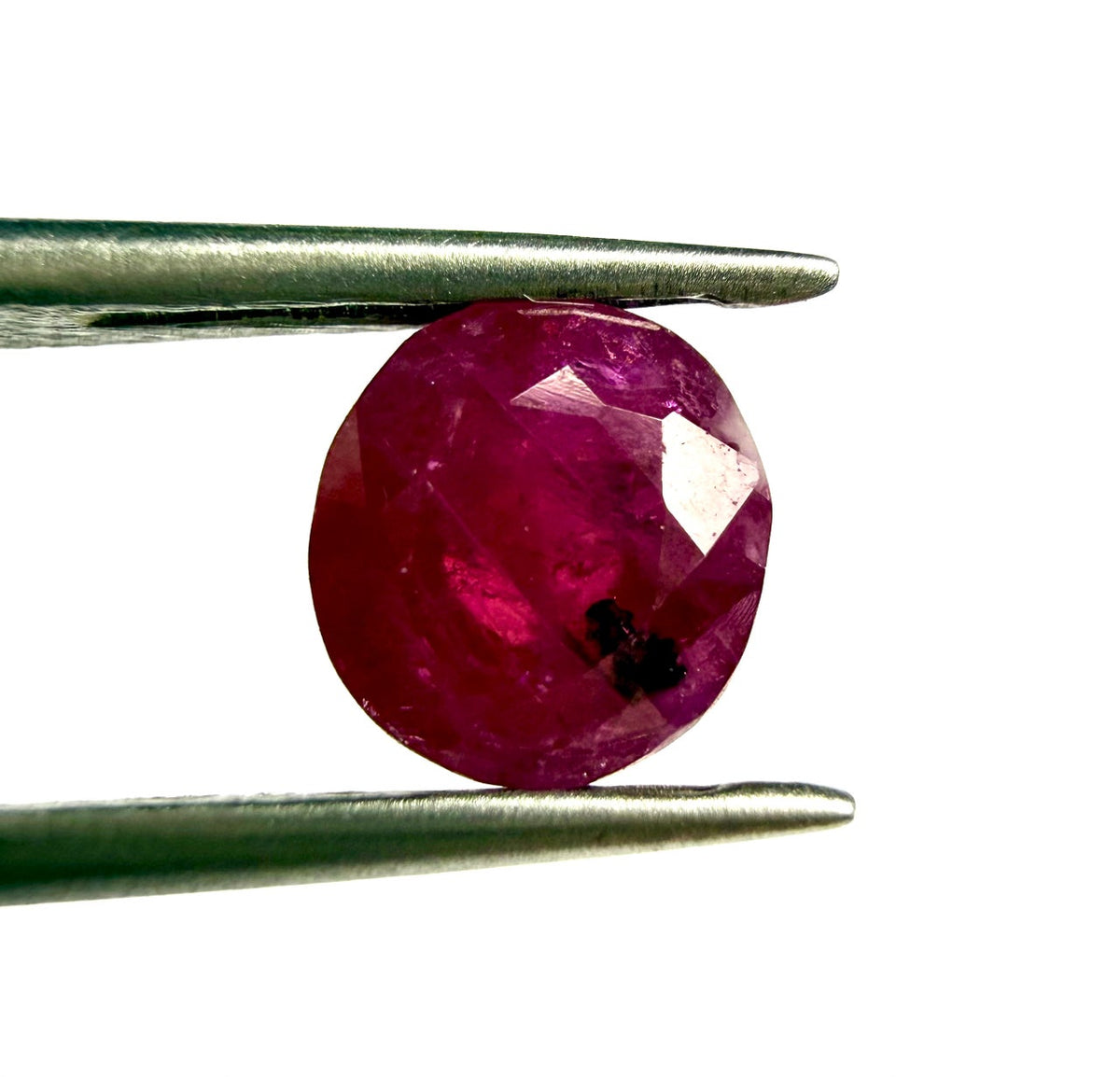 Gemme Rubis Ovale 1,29 Carat