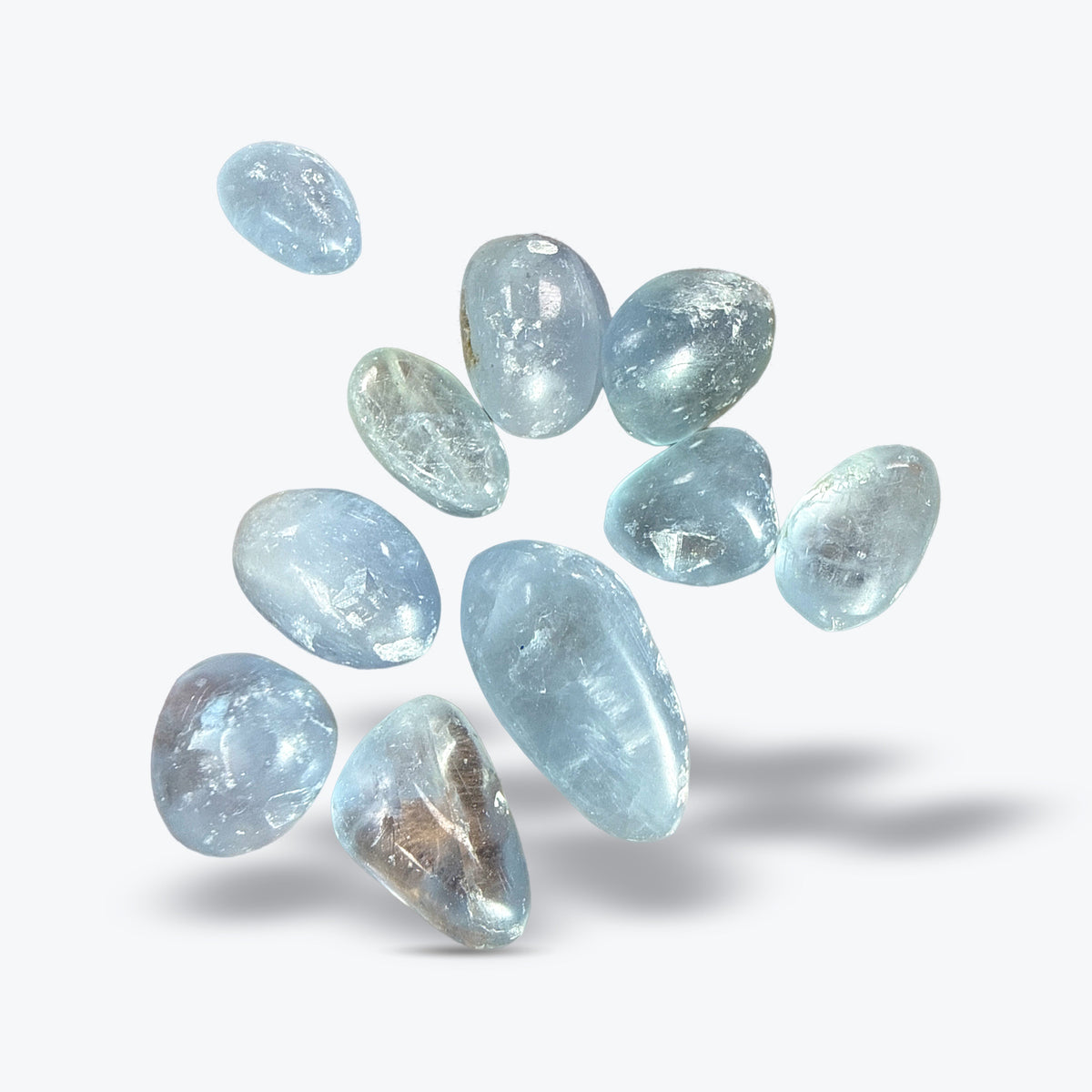 Pierre Roulée en Célestine Bleue Naturelle – environ 2 x 2 cm – environ 15 g – Madagascar