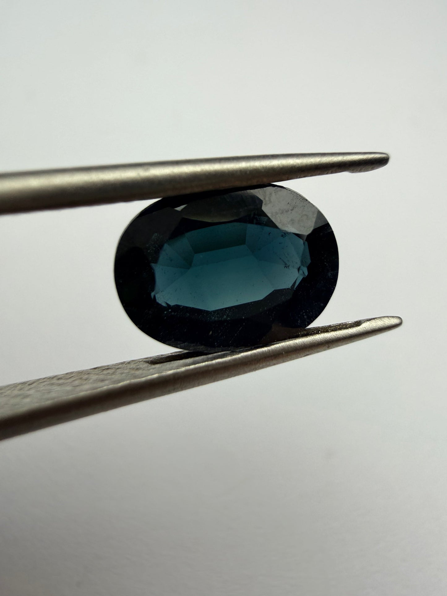 Gemme Saphir Ovale 1,34 Carat