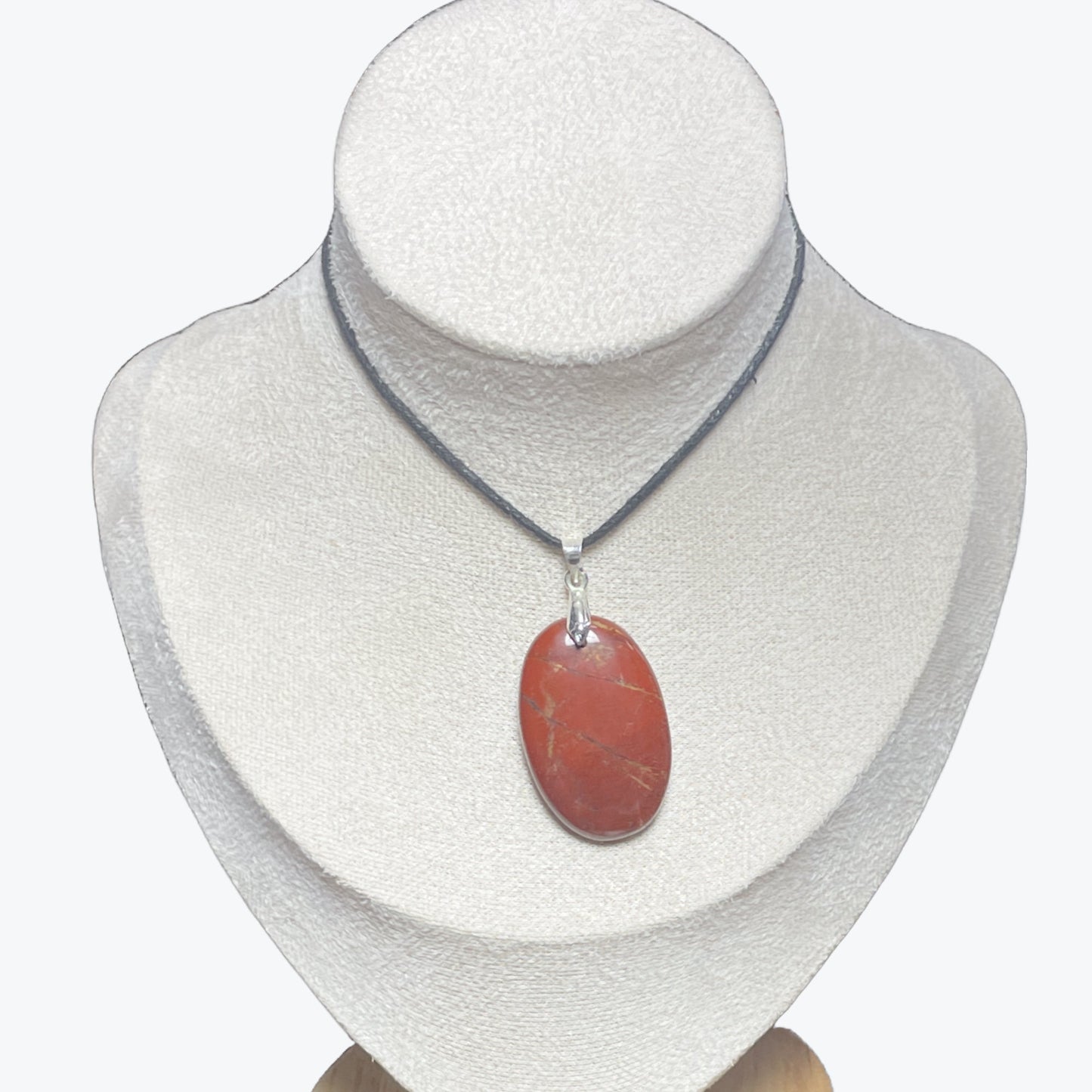 Pendentif jaspe rouge ovale