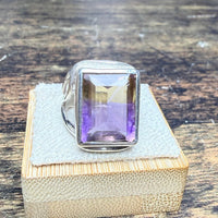 Bague Amétrine rectangulaire serti clos