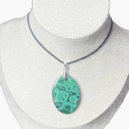 Pendentif Malachite Ovale — 3,5 à 3,8 cm