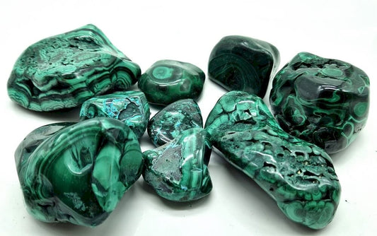 Malachite formes libres polies 1KG