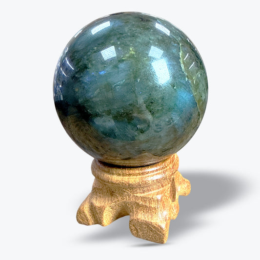 Sphère en Labradorite Naturelle polie sur socle bois – 5 à 8,5 cm – Madagascar - Pièce unique