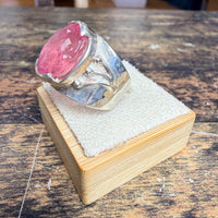 Chevalière tourmaline rose sertis semi clos
