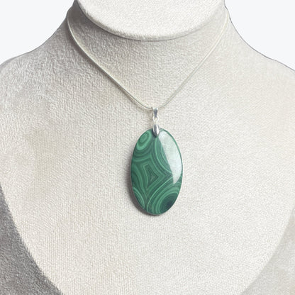 Pendentif Malachite Cabochon