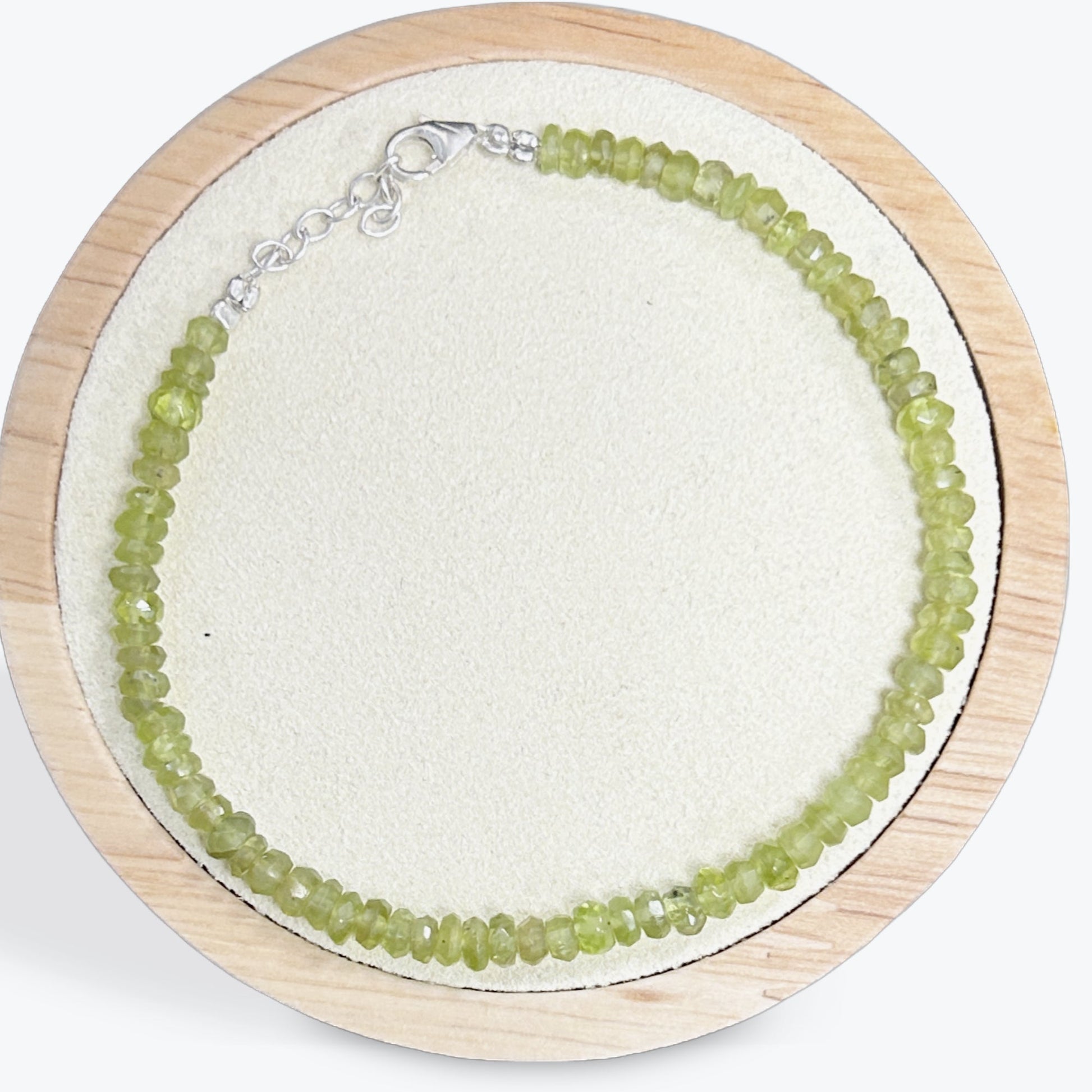 Bracelet Péridot à attache facetté - 3