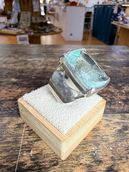 Grande bague Aigue-marine chevalière vue alternative