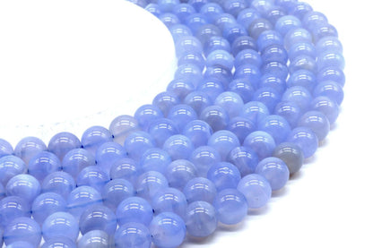 Perles Calcédoine Bleue 'AA' sur fil