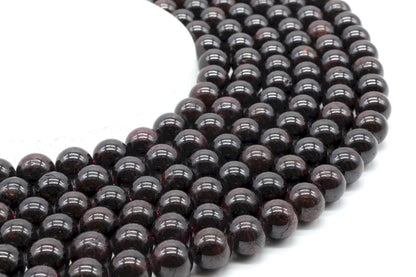 Perles Grenat sur fil