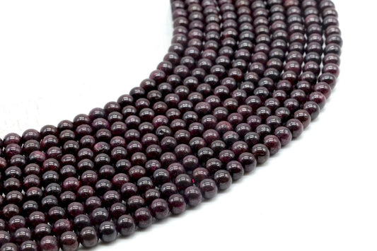 Perles Grenat sur fil