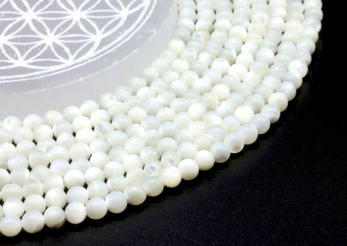 Perles Mother of Pearl sur fil