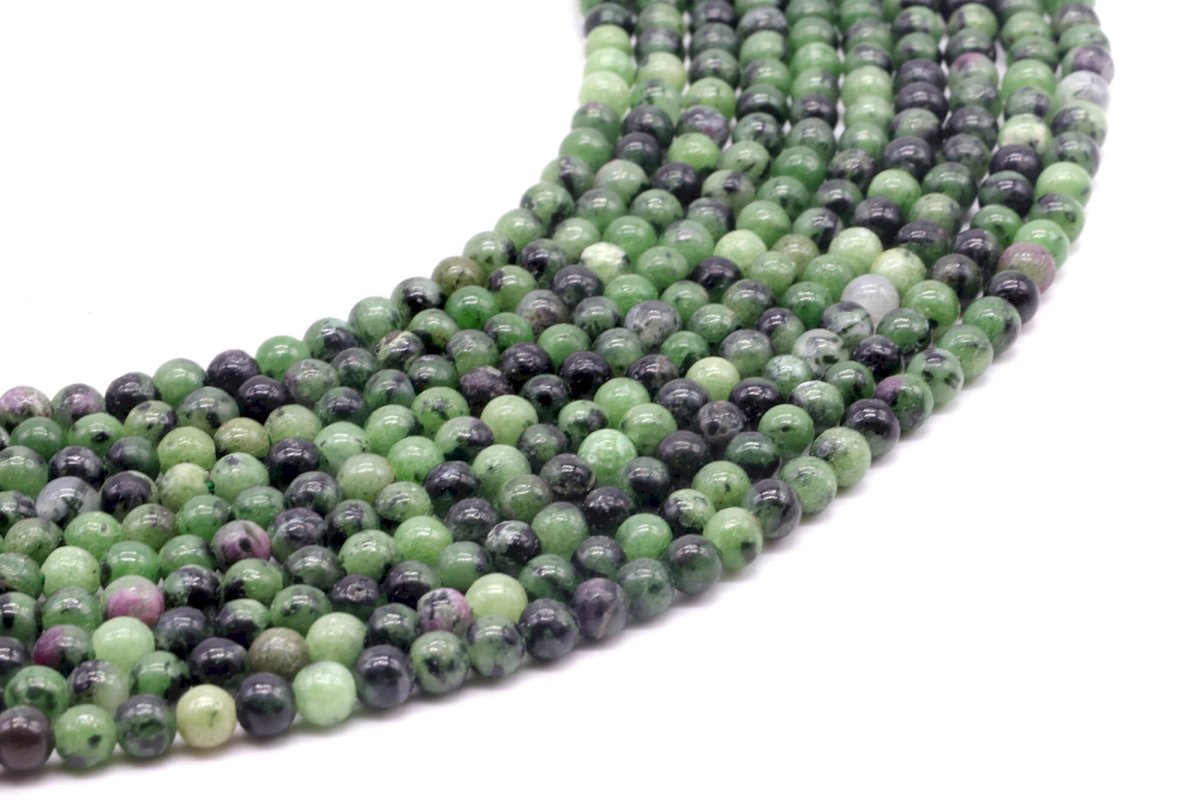Perles Rubis Zoïsite sur fil