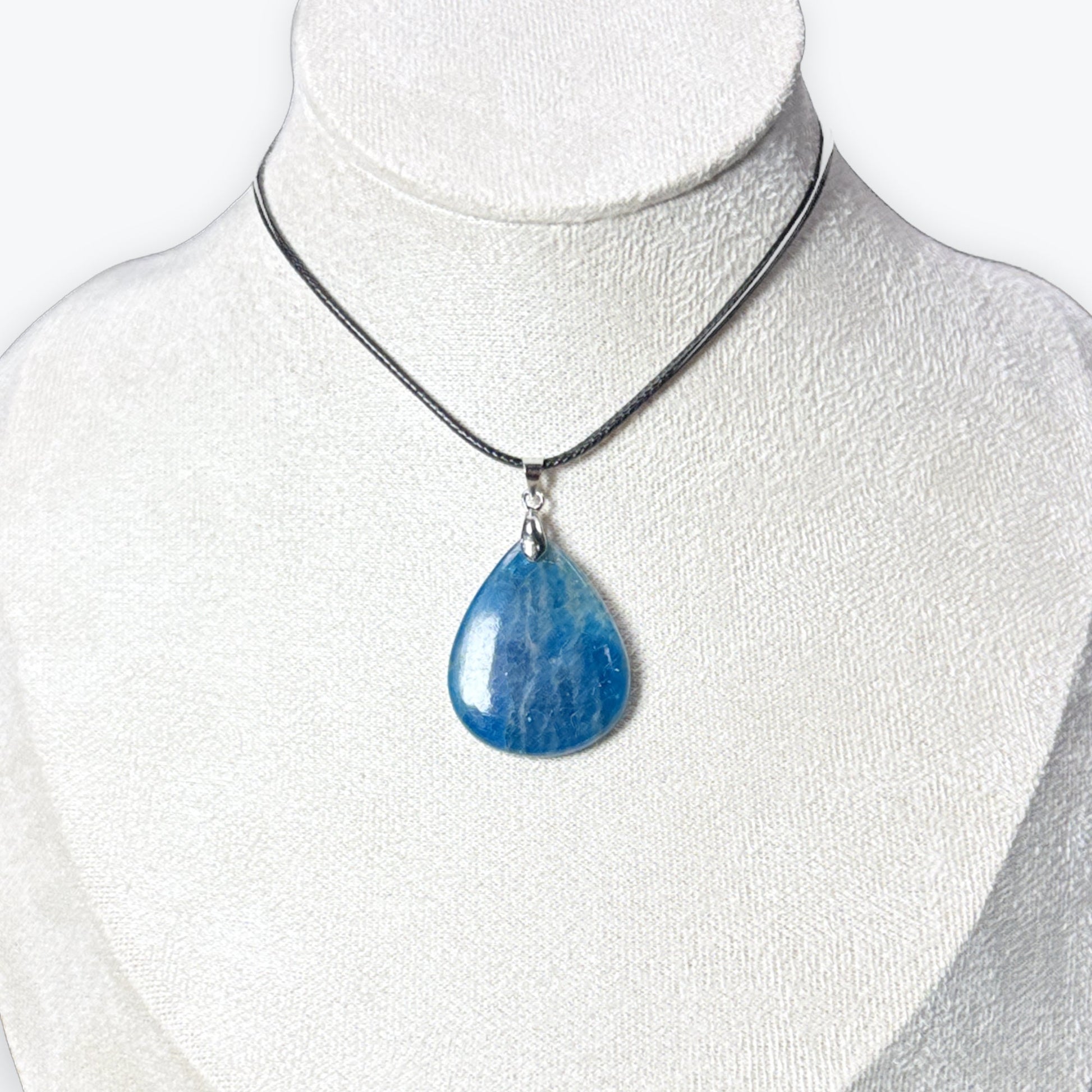 Pendentif | Apatite Bleue de Madagascar | Qualite Extra