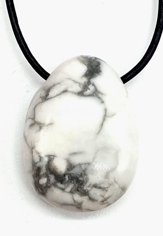 Howlite roulée Percée 3cm