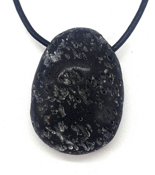 Pierre de Lave roulée Percée 3cm