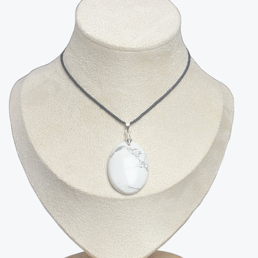 Pendentif Howlite Ovale