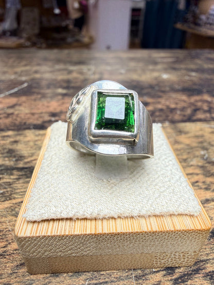 Bague Tourmaline verdélite design moderne