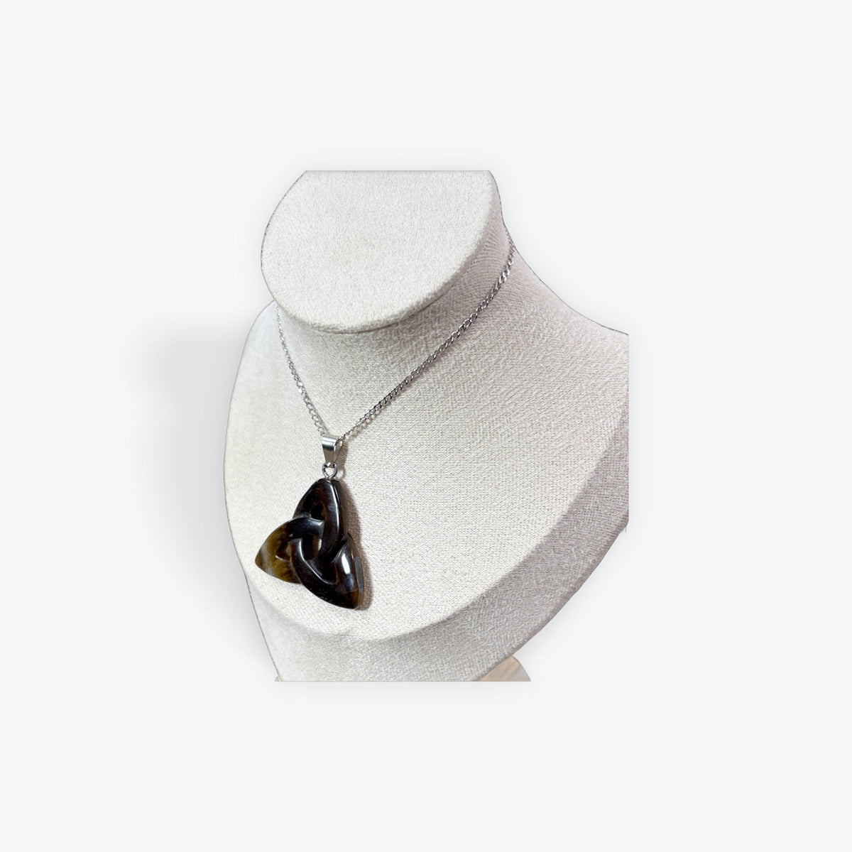 Pendentif Oeil de tigre Triquetra