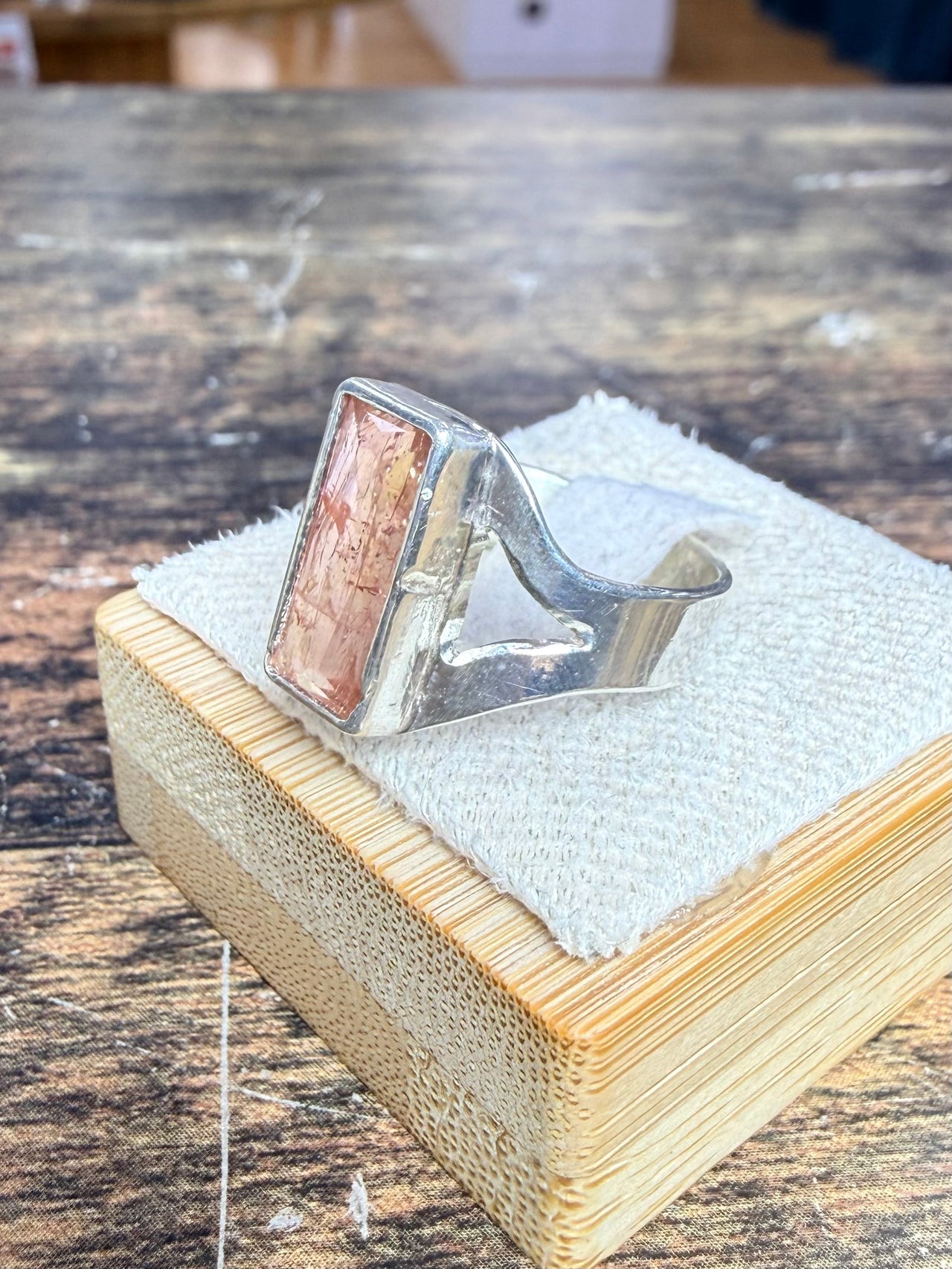 Bague Tourmaline rose serti clos