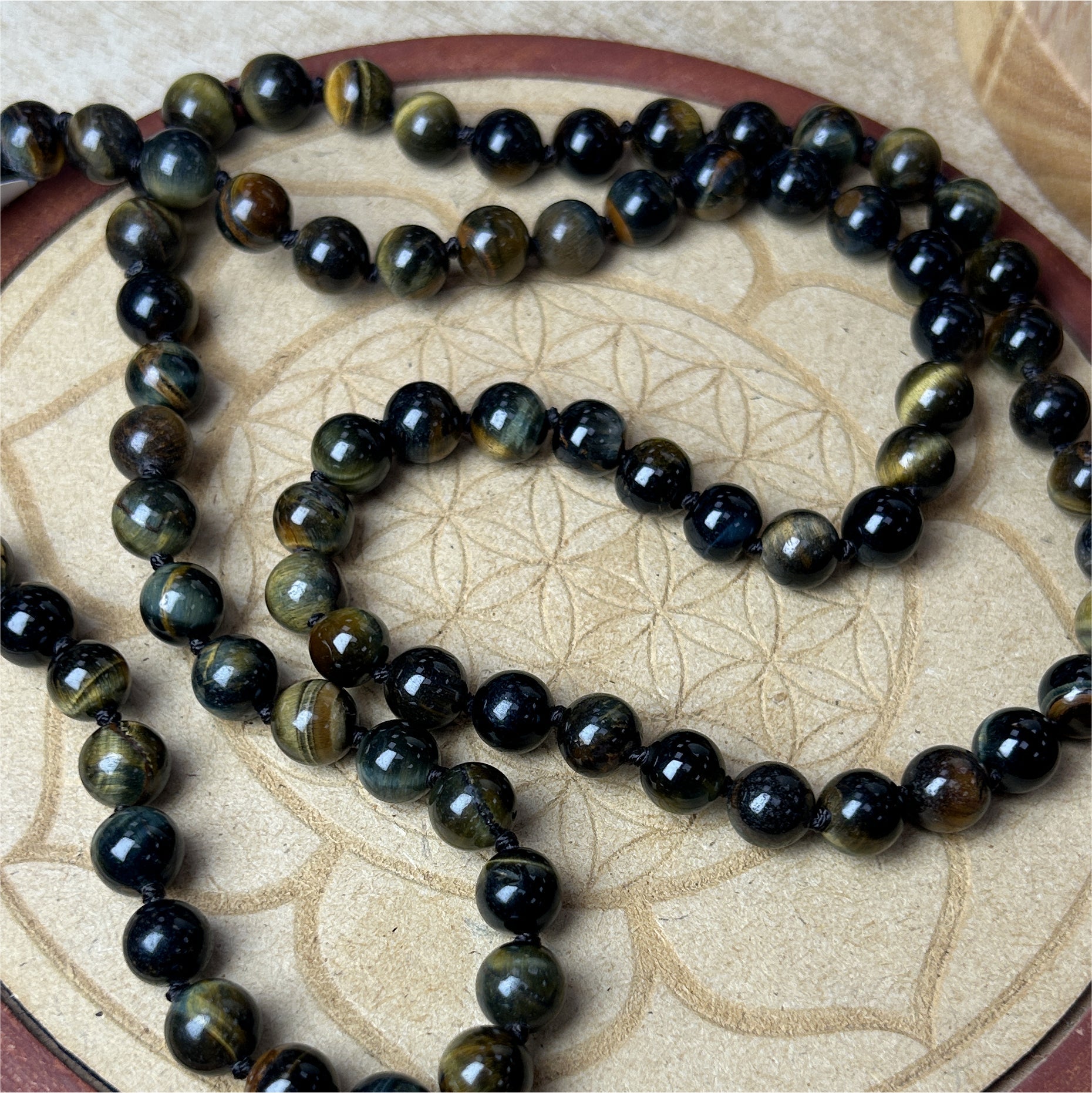 Long Collier Oeil De Faucon
