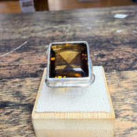 Bague Citrine carrée