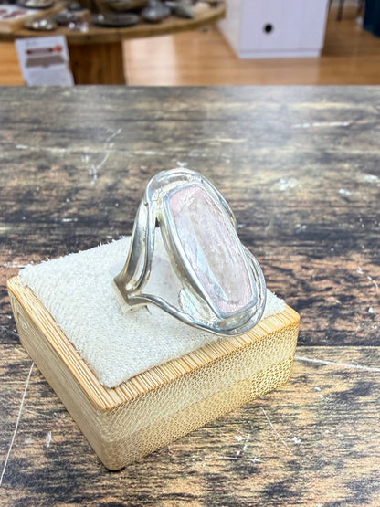 Bague Morganite style moderne vue alternative