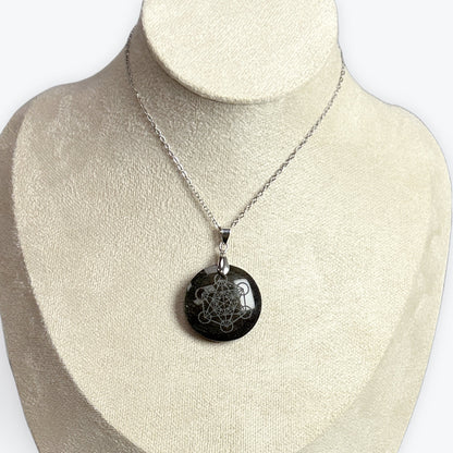 Pendentif Rond Obsidienne gravée