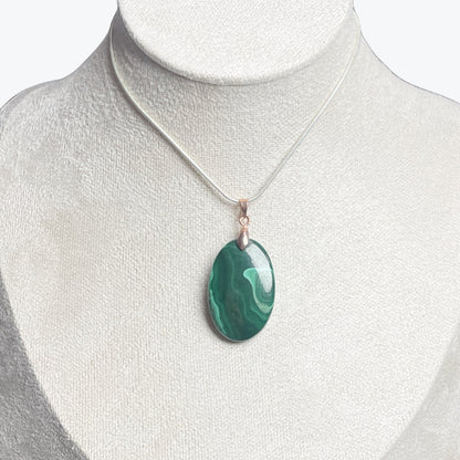 Pendentif Malachite Cabochon