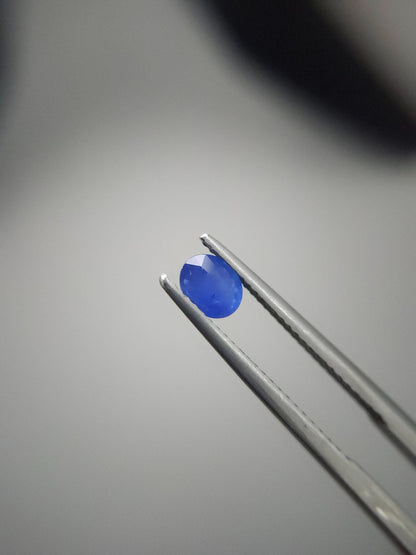 Pièce de collection en Saphir Naturel – 0,67 carats – provenance Sri Lanka - Pièce unique