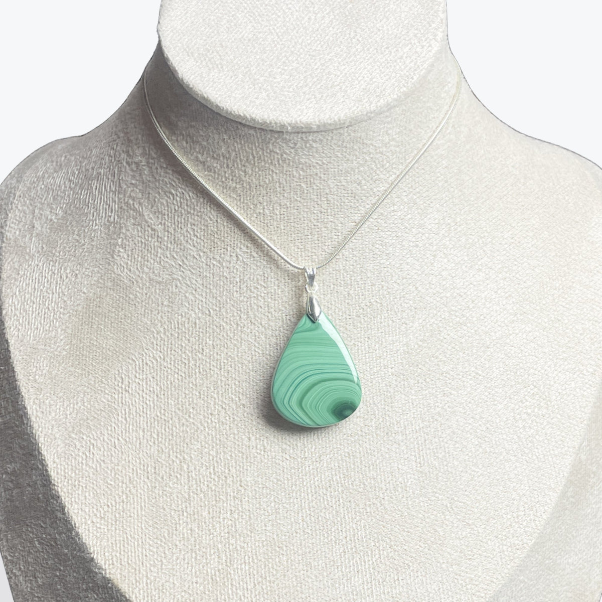 Pendentif Malachite Goutte — 3 à 5 cm