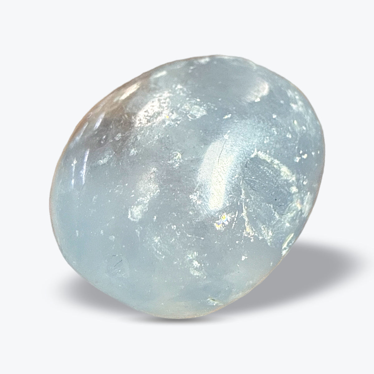 Pierre Roulée en Célestine Bleue Naturelle – environ 2 x 2 cm – environ 15 g – Madagascar