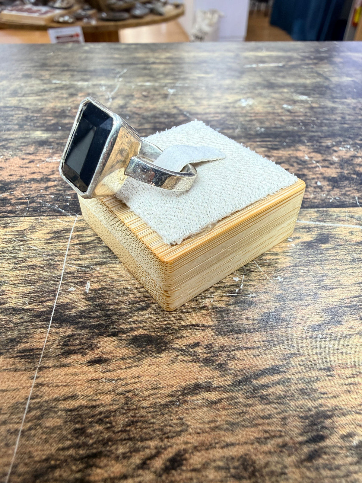Bague Onyx rectangulaire -taille ajustable