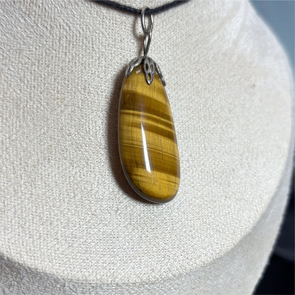 Pendentif Oeil De Tigre Libre