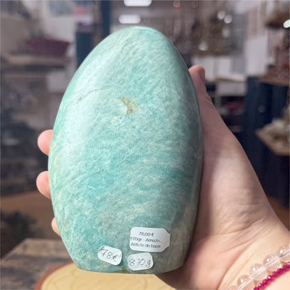 870gr - Amazonite pierre naturelle en forme de Menhir - 13x8cm