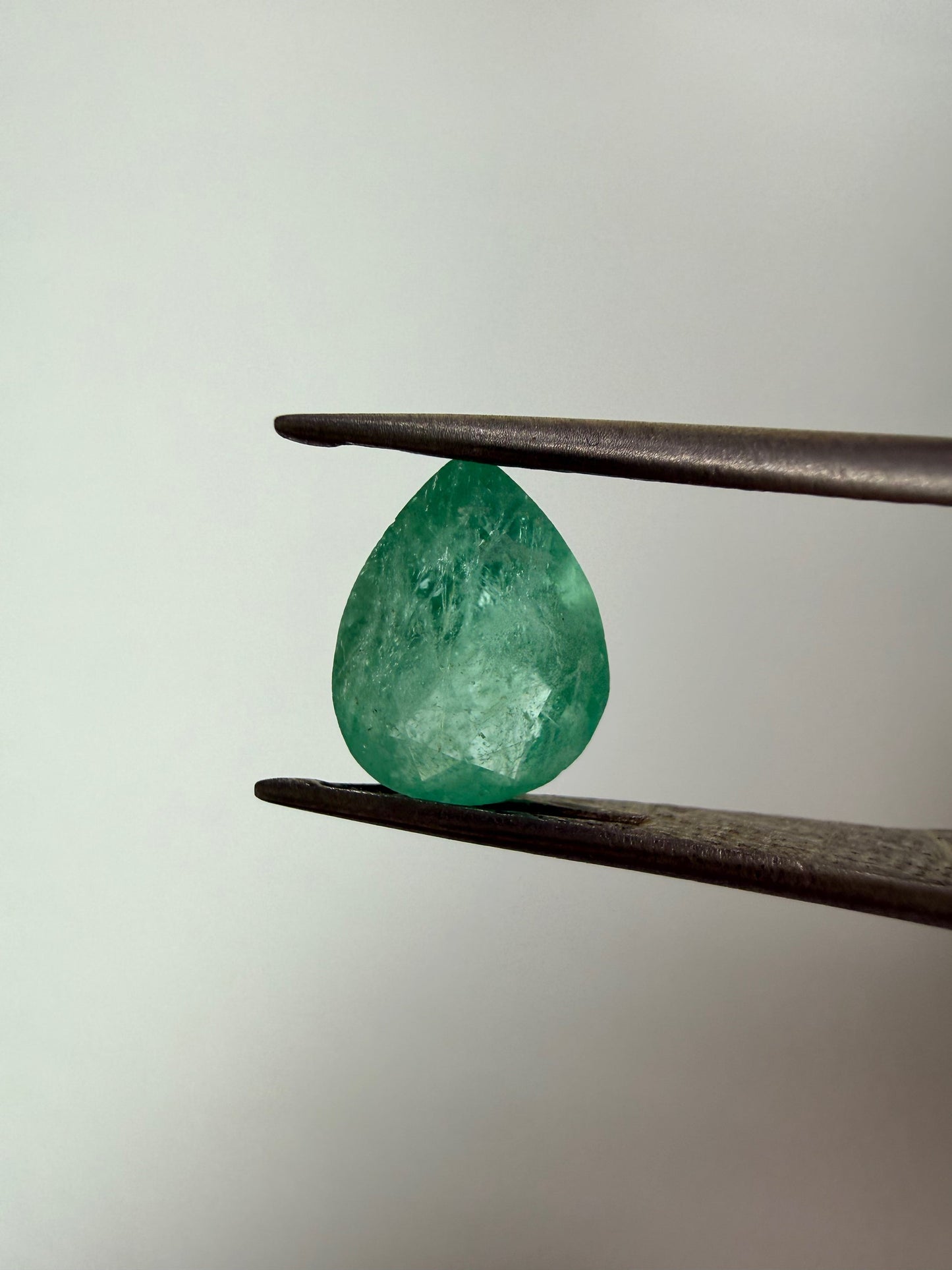 Gemme Emeraude Poire 1,21 Carat